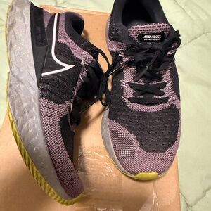 Nike React Infinity Run Women's Running Shoes - Black & purple/pink